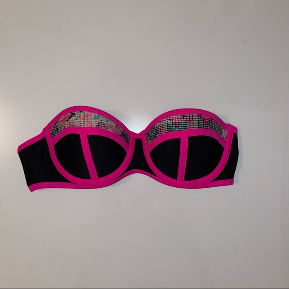 Strapless Neon pink and Black Bikini Top - Picture 1 of 2